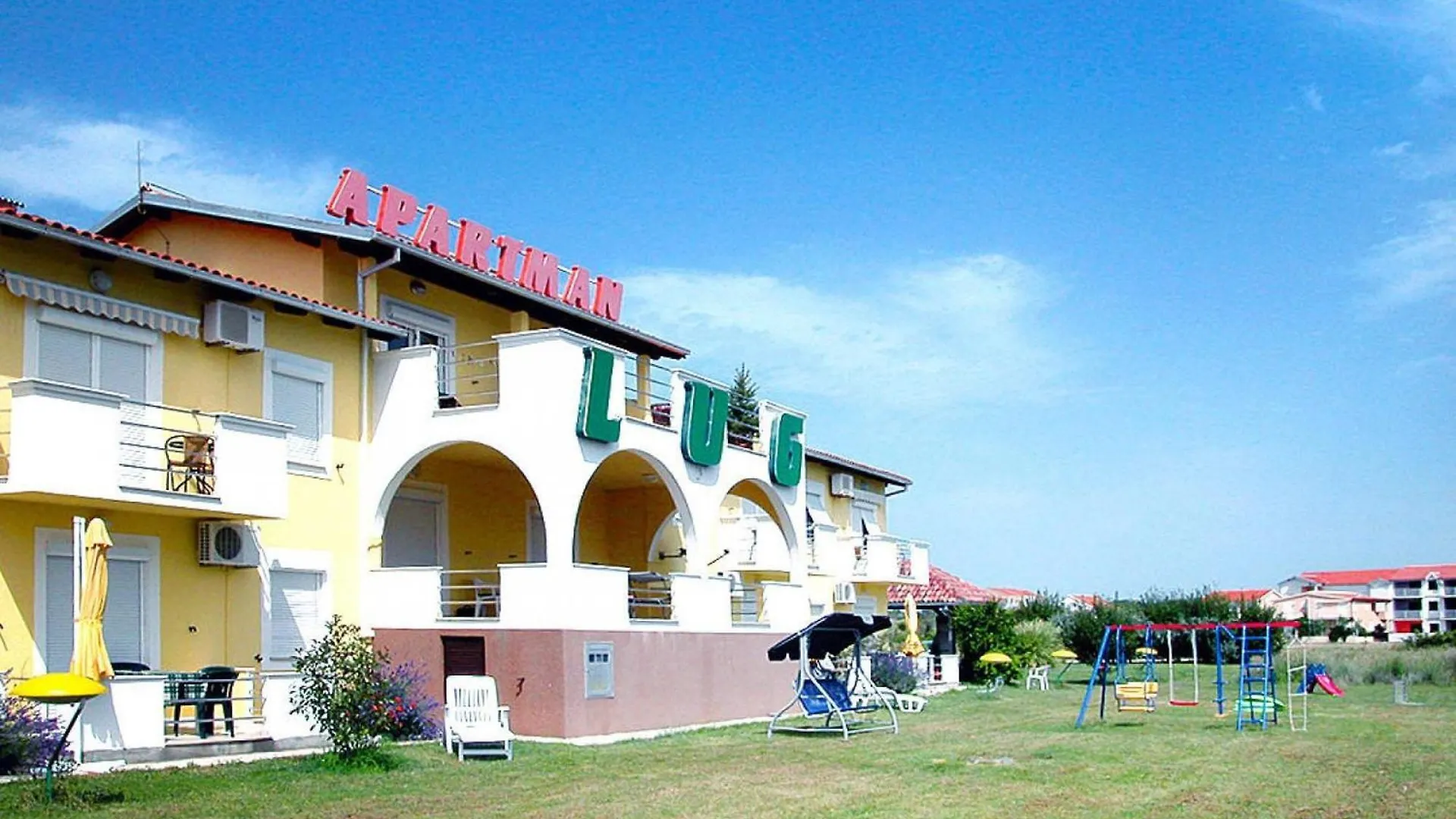 Apartments Lug Privlaka With Pool Kroatien